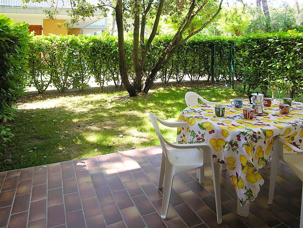 Apartment Gemini Con Piscina Bibione Cameră foto